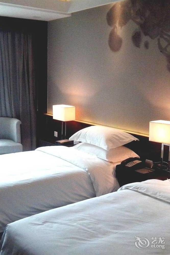 Fortune Century Hotel Zhuhai Extérieur photo